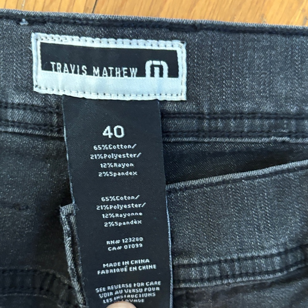 Travis Mathew Charcoal jeans super soft